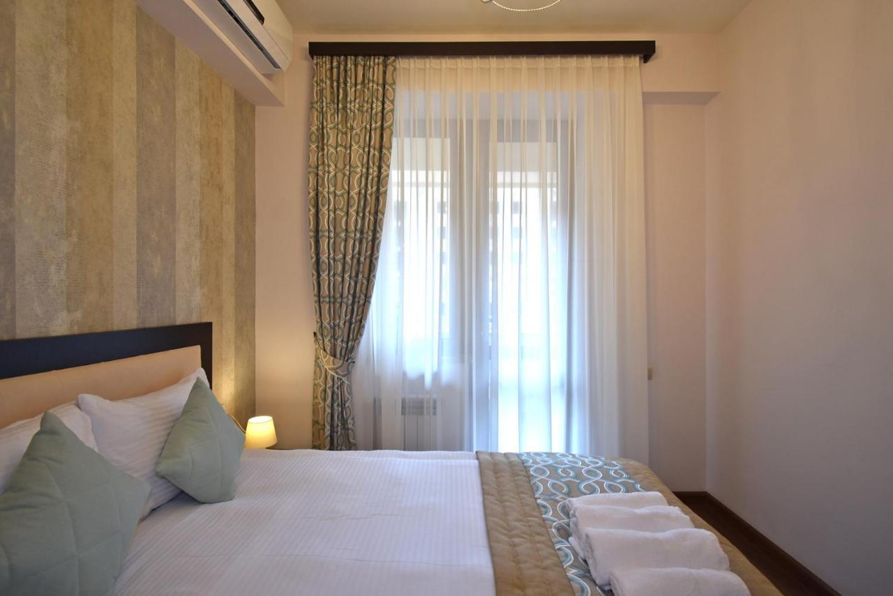 Yerevan4You Patio Екстер'єр фото
